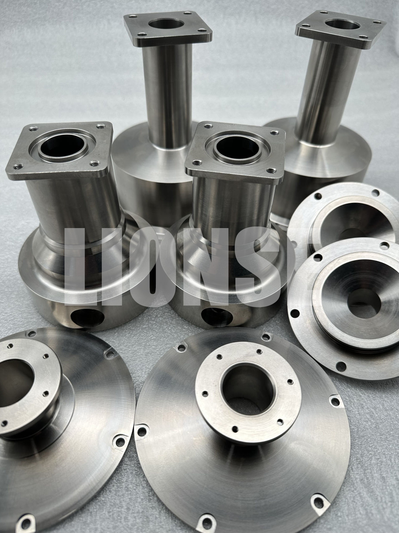 Titanium Alloty ဂဟေဆော်မှုအပြောင်းအလဲနဲ့အဘယ်ထူးခြားချက်ရှိသနည်း။ စျေးနှုန်း, အရည်အသွေးနှင့် 0 န်ဆောင်မှုများနှင့်နှိုင်းယှဉ်လျှင်ခြင်္သေ့သည်သင်၏ပထမဆုံးရွေးချယ်မှုဖြစ်သည်