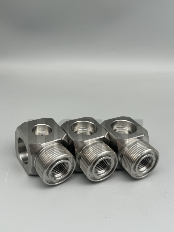 Stainless steel threaded valve body joints တွေရဲ့ လက္ခဏာတွေက ဘာတွေလဲ။