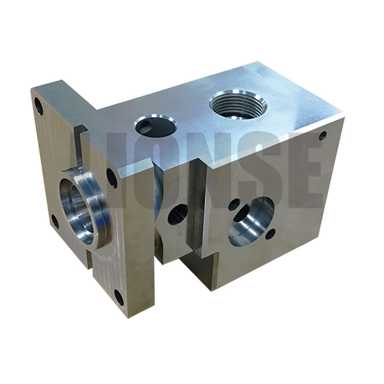 မော်တော်ကားမှိုအစိတ်အပိုင်းများ၏ CNC Machining